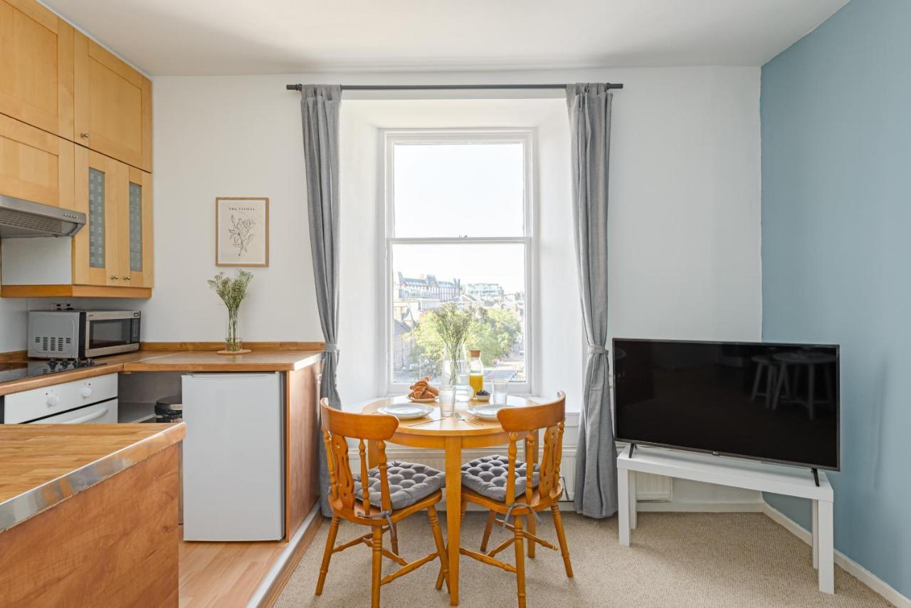 The West Bow View Apartment 에든버러 외부 사진